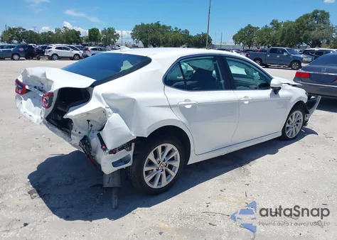 2023 Toyota Camry Le z USA, uszkodzony, nr VIN 4T1C11AKXPU170090